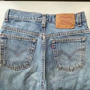 VTG Levi’s 512 size 4 Short